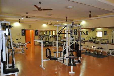Fitness centre at Nilambagh Palace Heritage Hotel in Gujarat