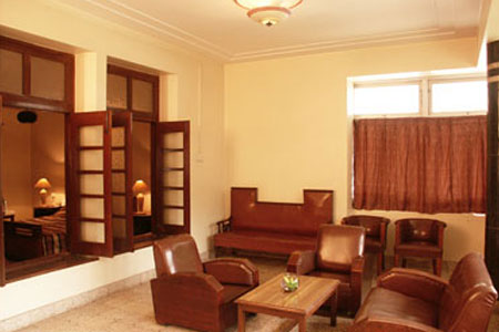 Living Area at Hotel Sunderban in Pune