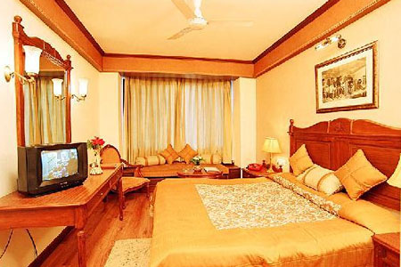 Rooms at Snow View Retreat Heritage Hotel, Almora