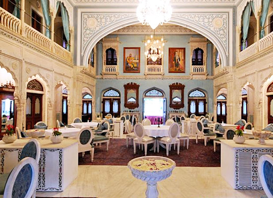 Chomu Palace jaipur sitting room