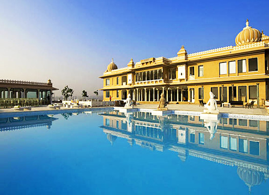 Hotel Fatehgarh udaipur lake view